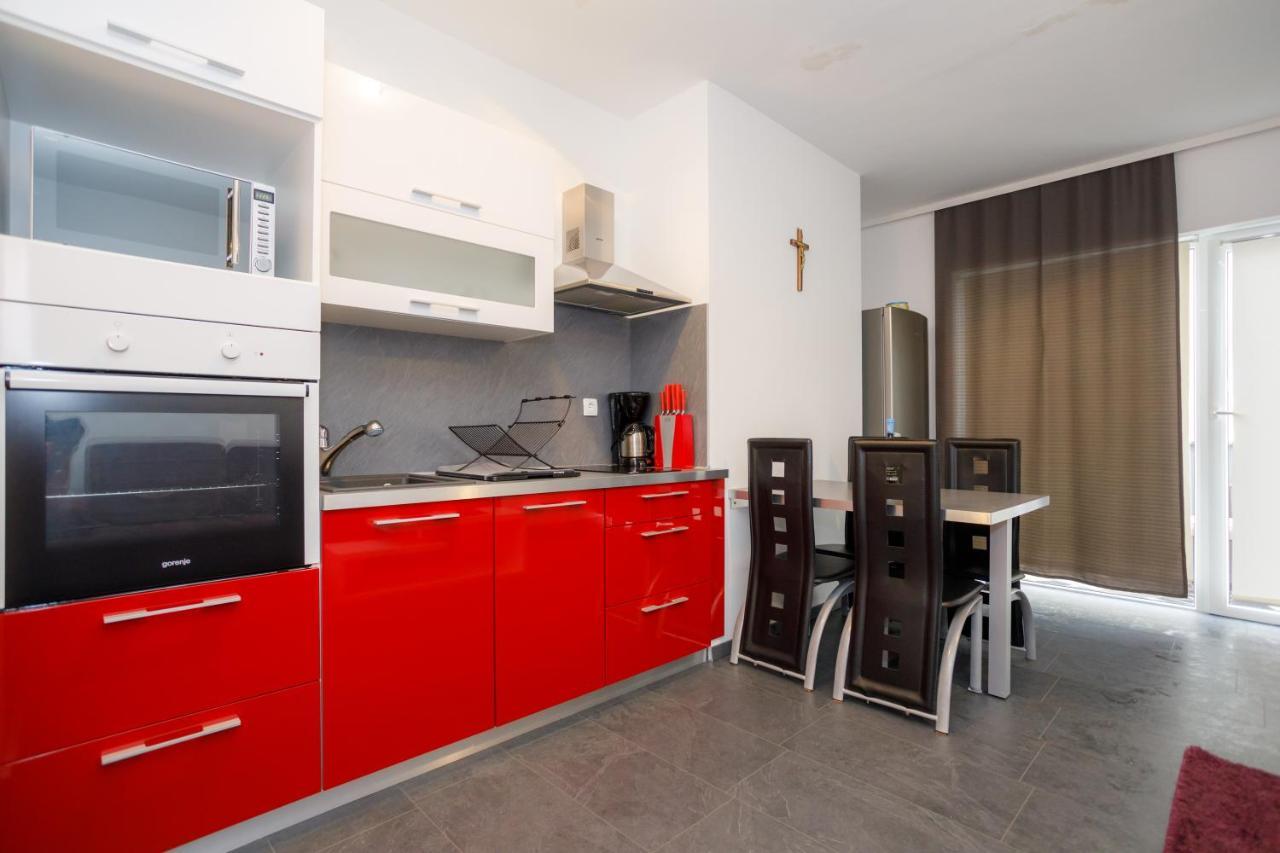 Apartments Lacic Кърк Екстериор снимка