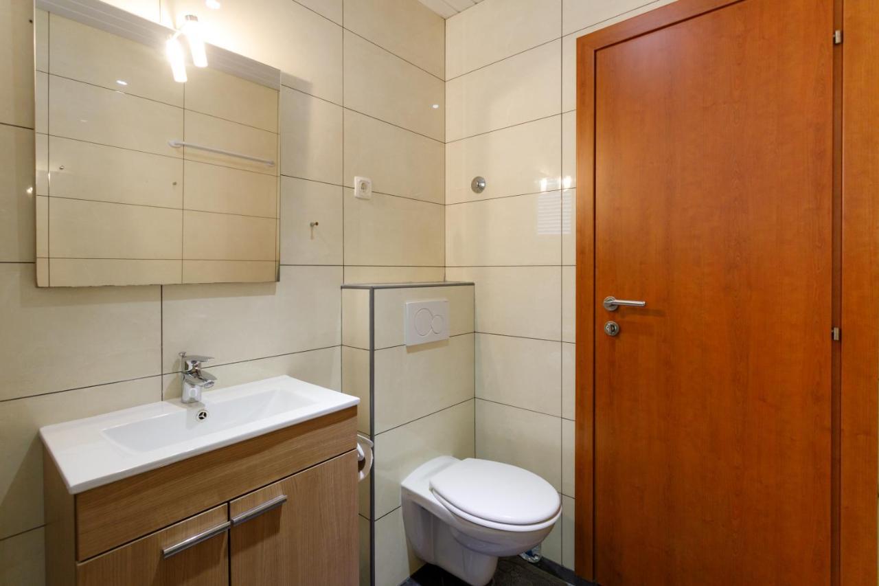 Apartments Lacic Кърк Екстериор снимка